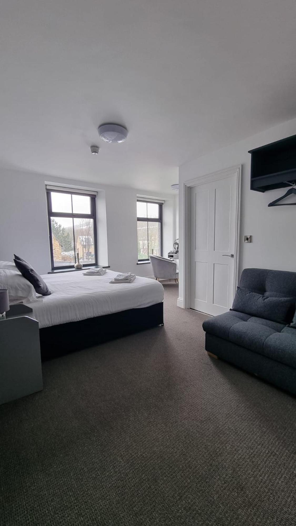 The Friendship Hotel Stocksbridge  Екстериор снимка