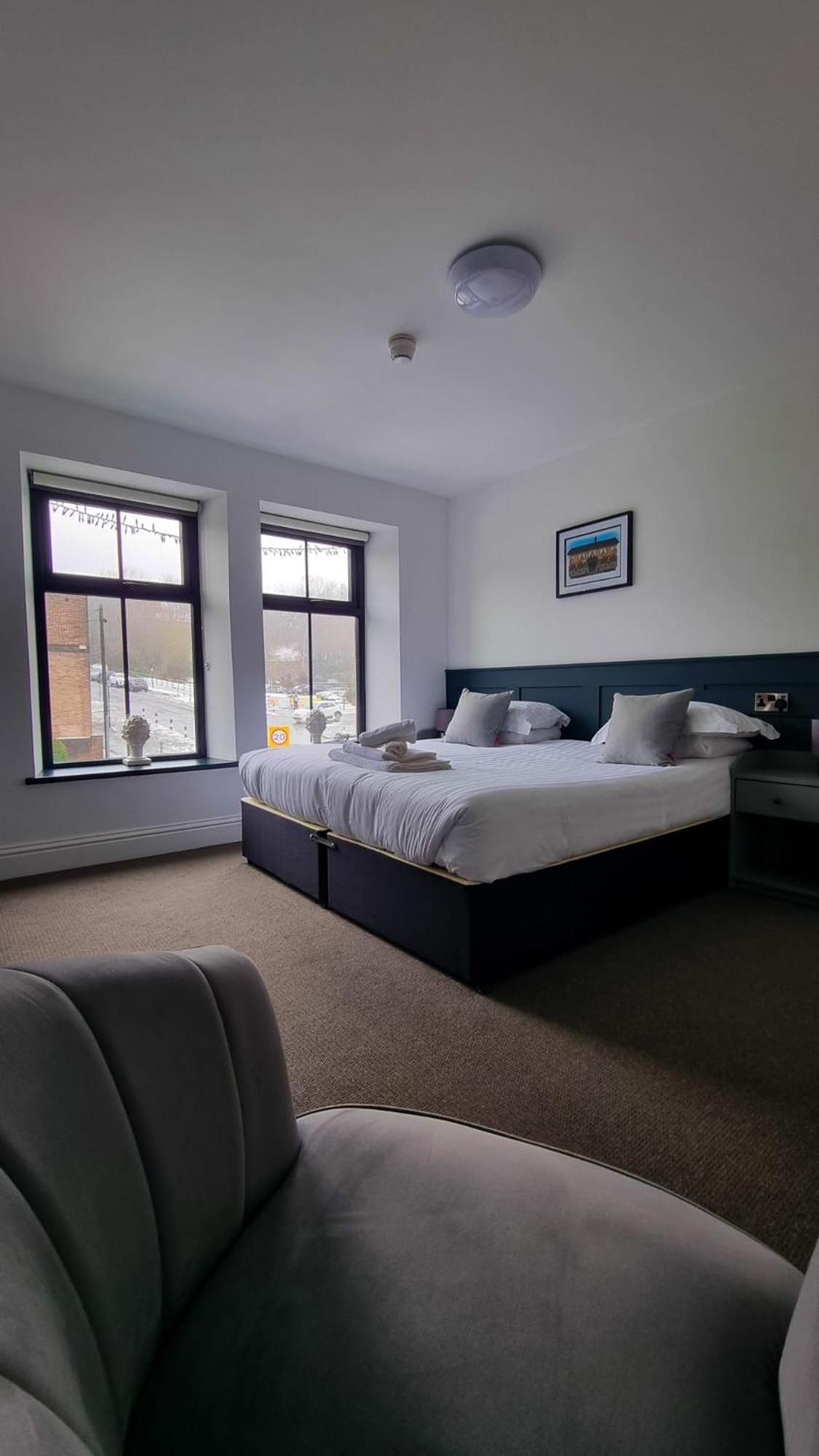 The Friendship Hotel Stocksbridge  Екстериор снимка